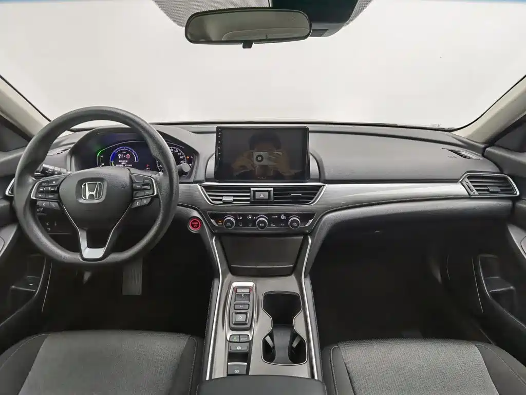 Honda Accord 2020 — фото 5