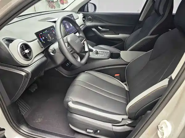 BYD Sealion 05 DM-i 2024