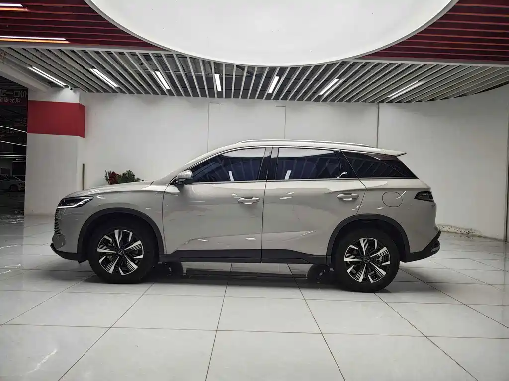 BYD Sealion 05 DM-i 2024 — фото 10