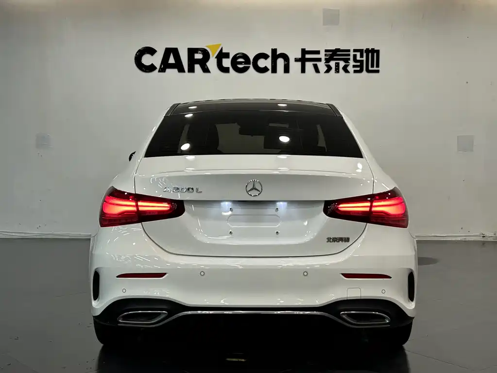 Mercedes-Benz A-Class 2024 — фото 9