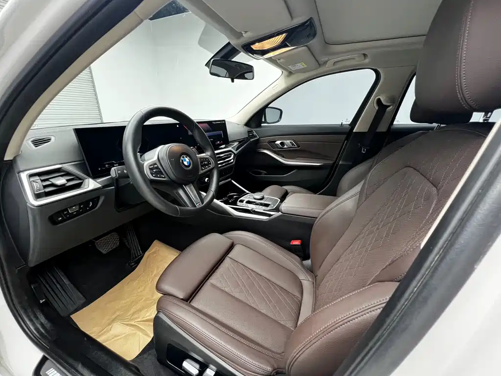 BMW 3 Series 2023