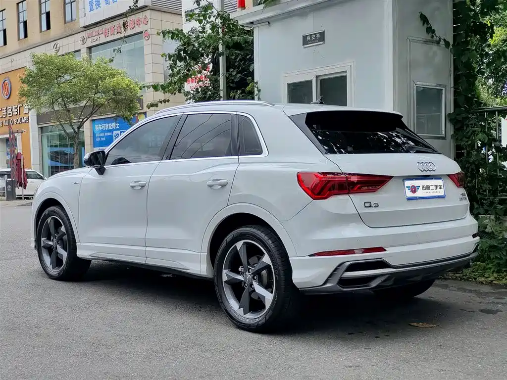 Audi Q3 2021