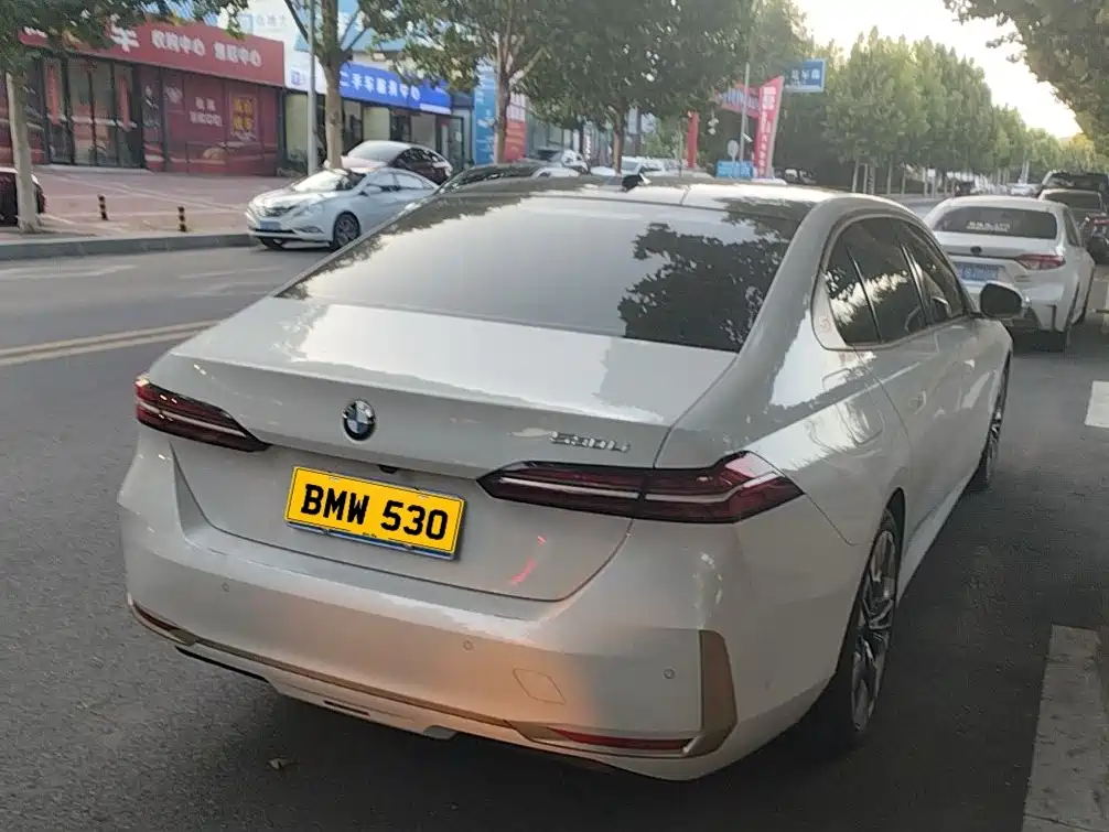BMW 5 Series 2024