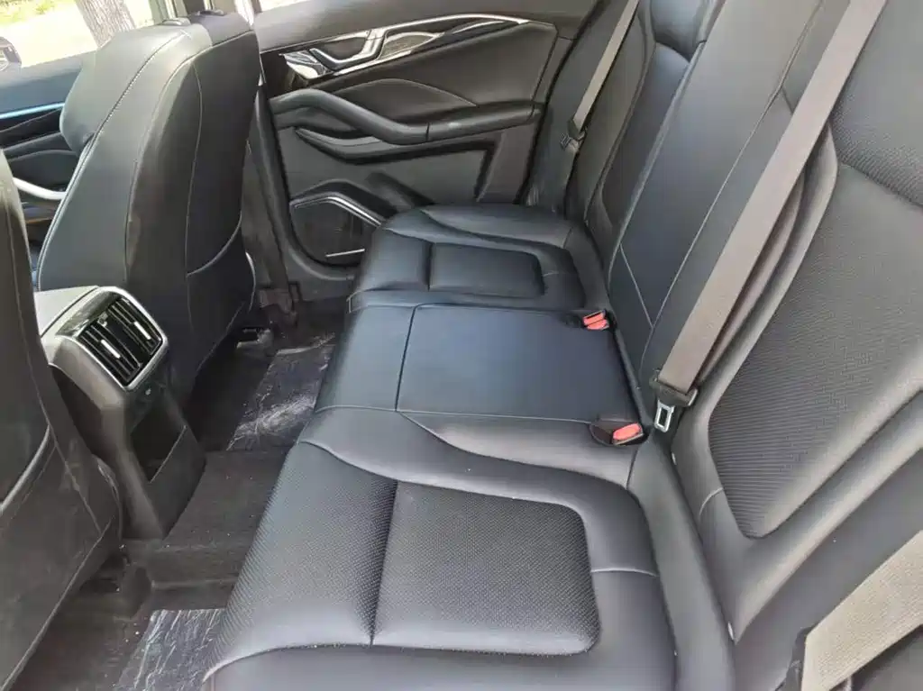 Bestune B70 2020 — фото 9