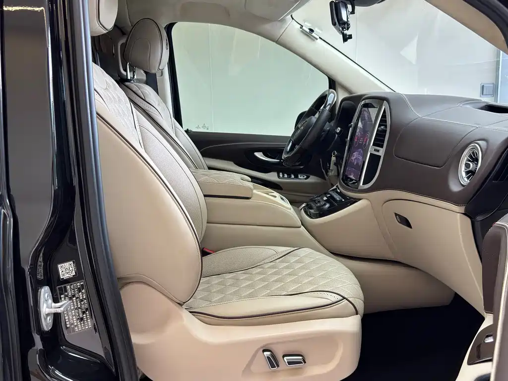 Mercedes-Benz Vito 2020 — фото 22