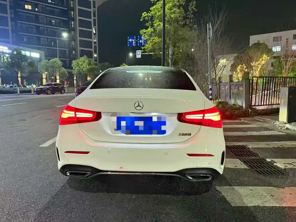 Mercedes-Benz A-Class 2023 — фото 9