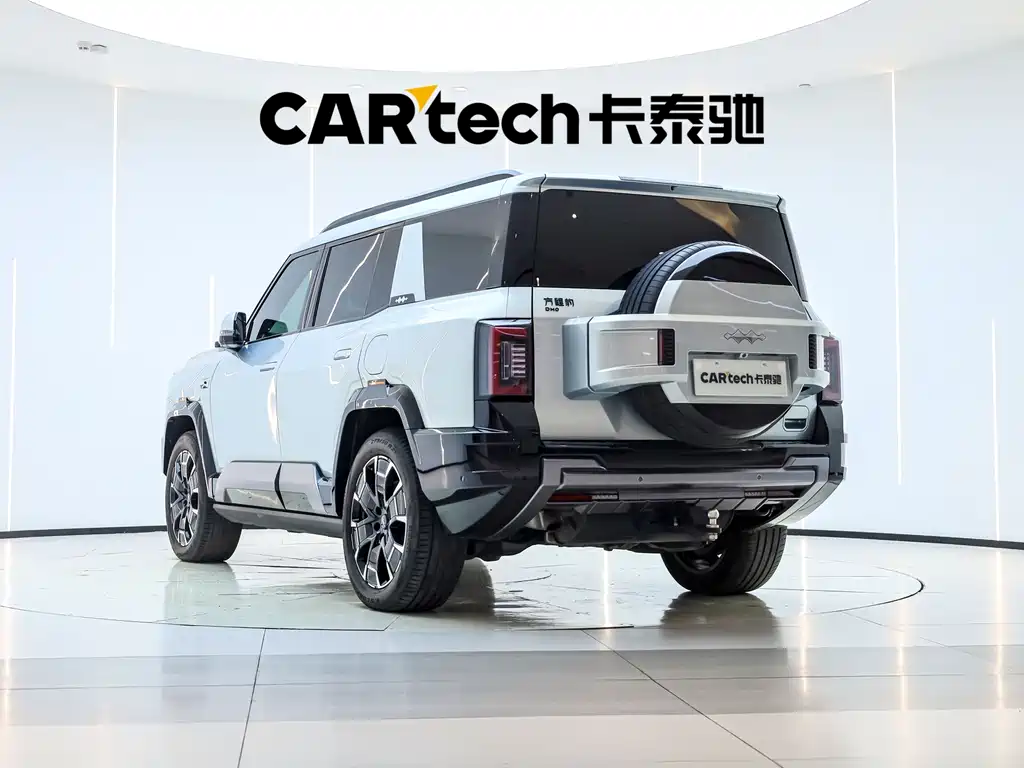Fang Cheng Bao Leopard 8 2025
