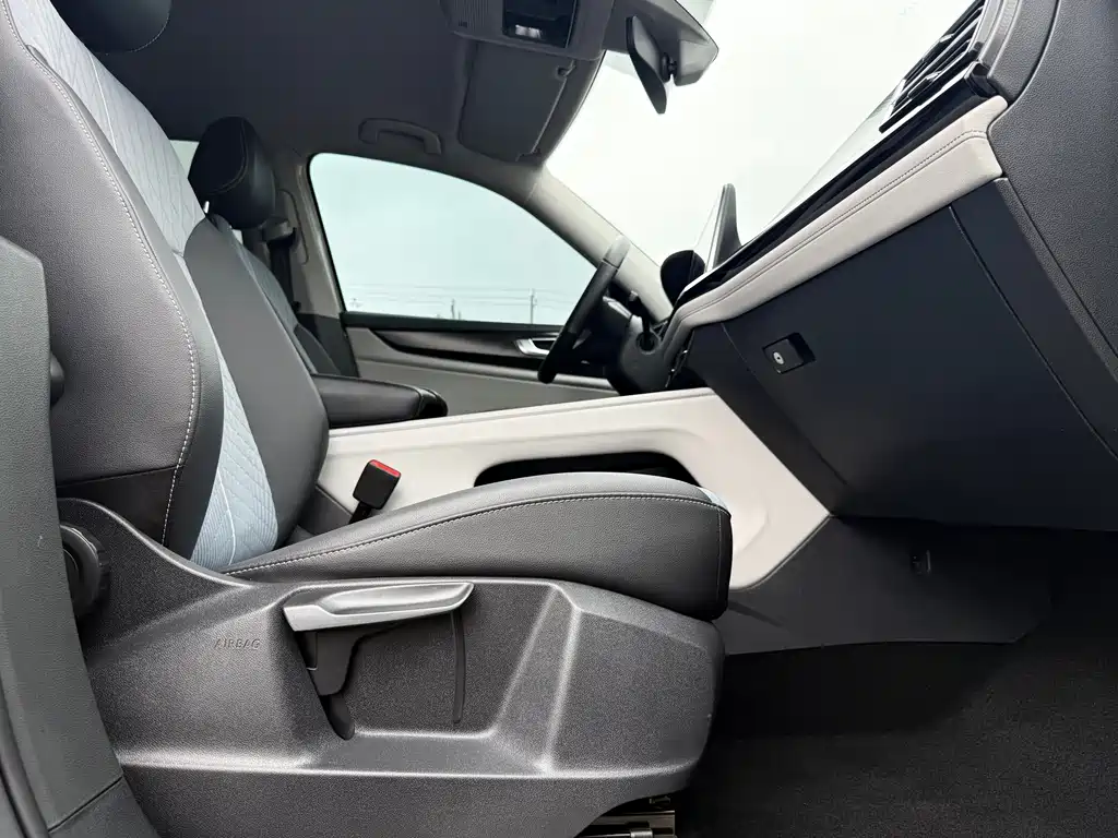 Volkswagen Teramont 2023 — фото 12