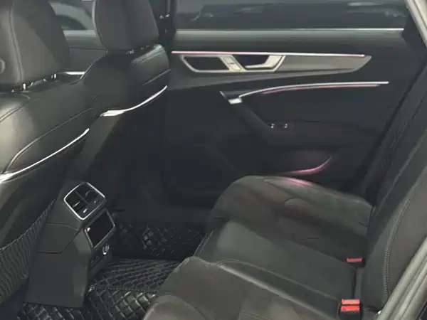 Audi A6L 2023