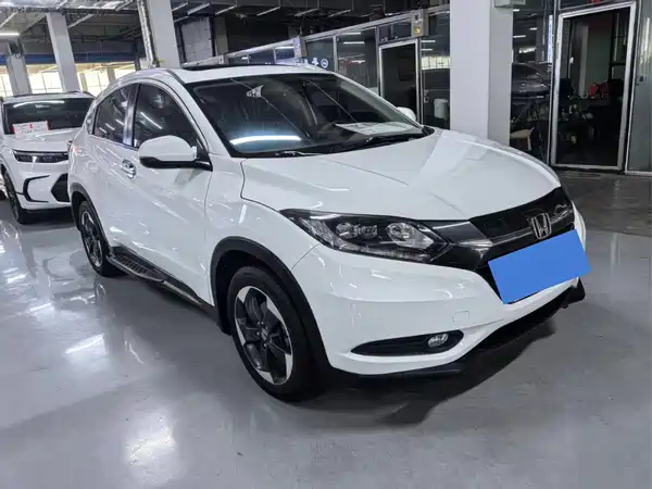 Honda Vezel 2016