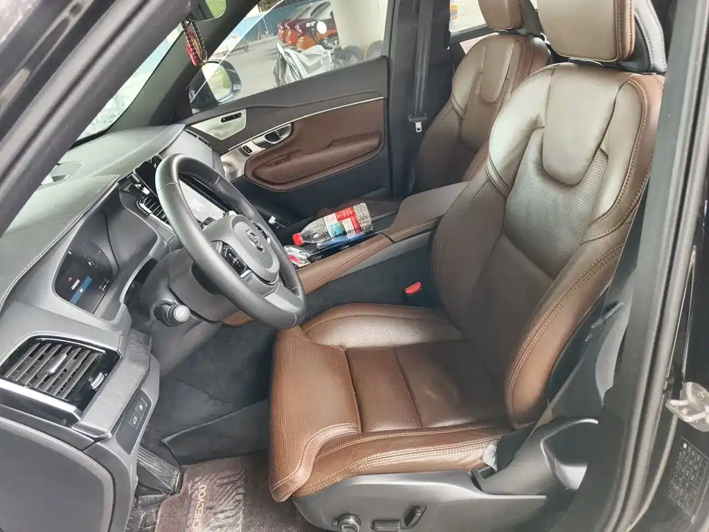 Volvo XC90 Plug-In Hybrid 2024 — фото 16