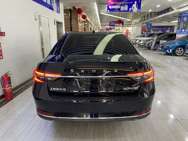 Skoda Superb 2023