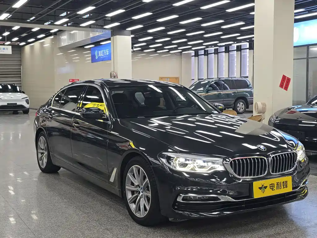 BMW 5 Series New Energy 2018 — фото 3