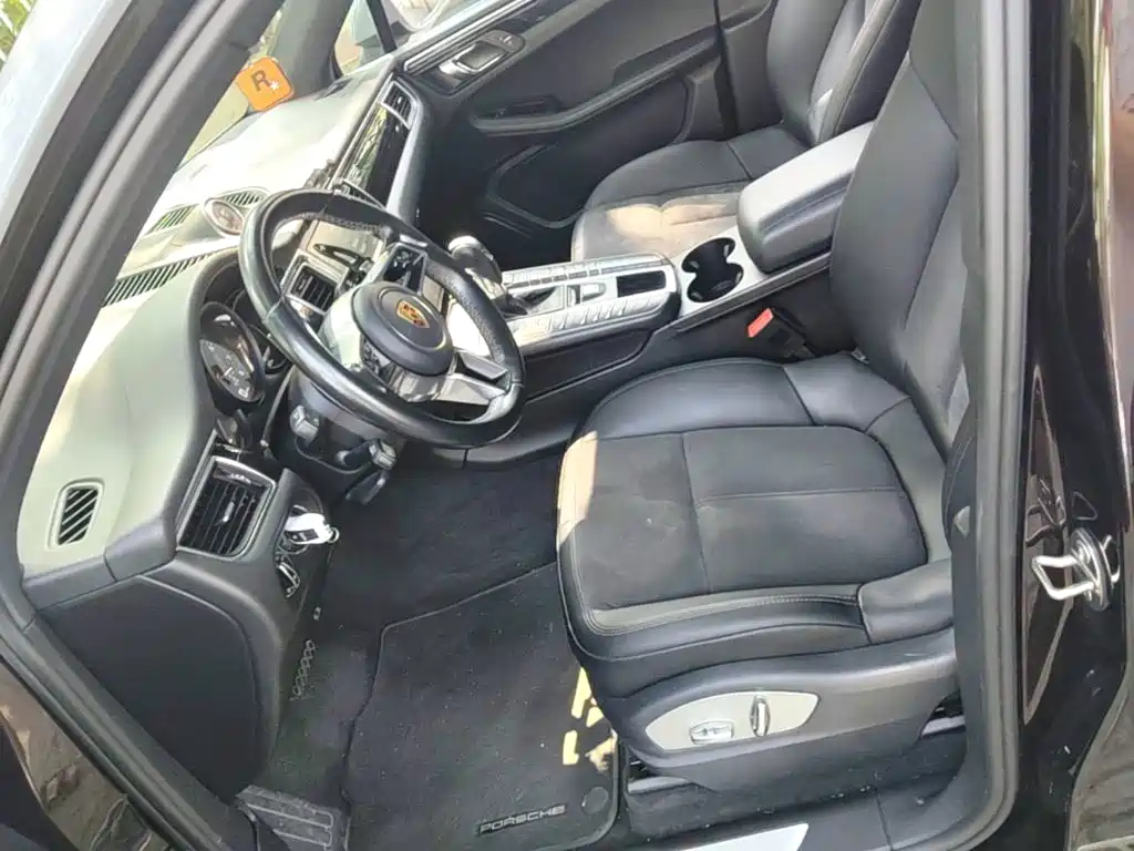 Porsche Macan 2015 — фото 15