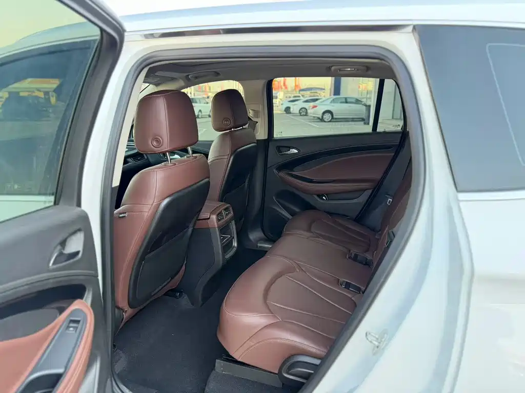 Buick Envision Plus 2020 — фото 5