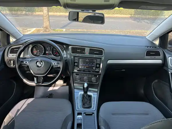 Volkswagen Golf 2018
