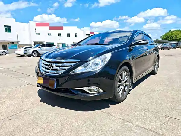 Hyundai Sonata 2013
