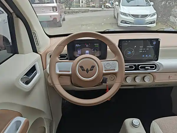 Wuling Hongguang MINIEV 2024