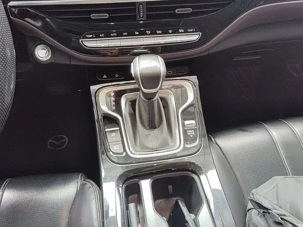 GAC Motor Trumpchi M6 2023 — фото 14