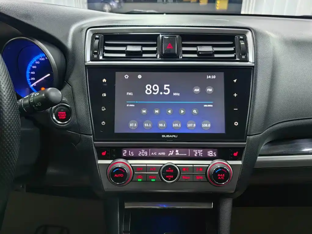 Subaru Outback 2018 — фото 15
