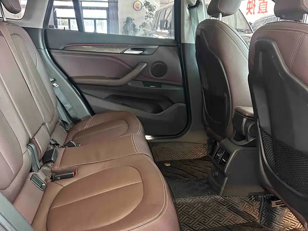 BMW X1 2018 — фото 10
