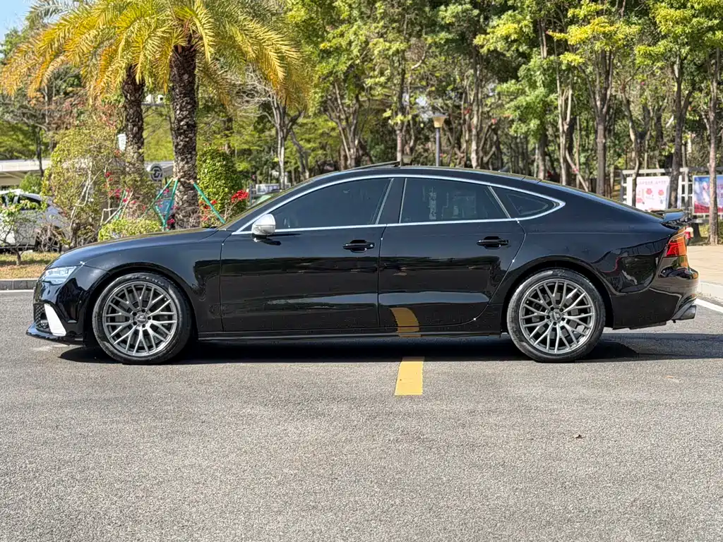 Audi A7 2014 — фото 10