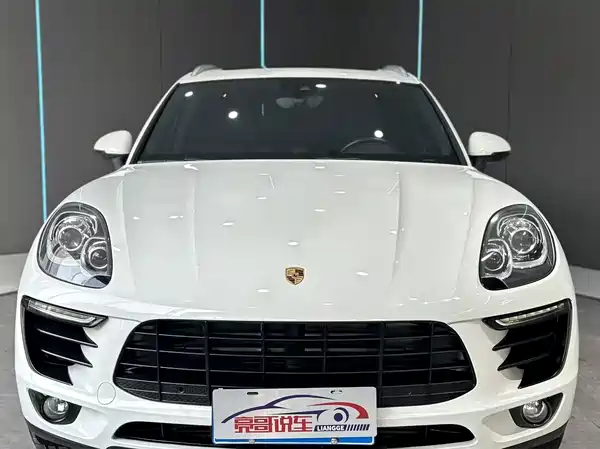 Porsche Macan 2016