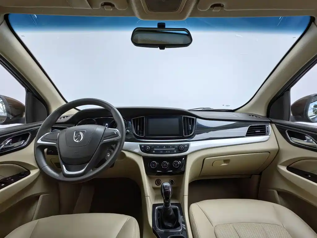 Baojun 730 2016