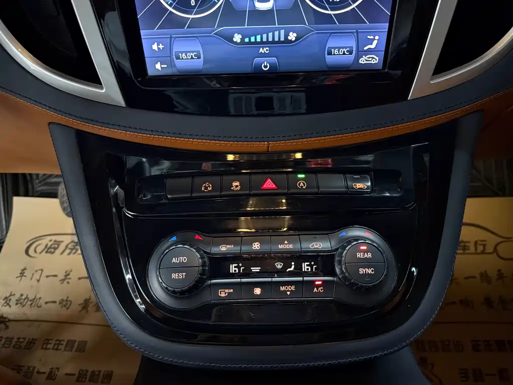 Mercedes-Benz Vito 2018 — фото 10