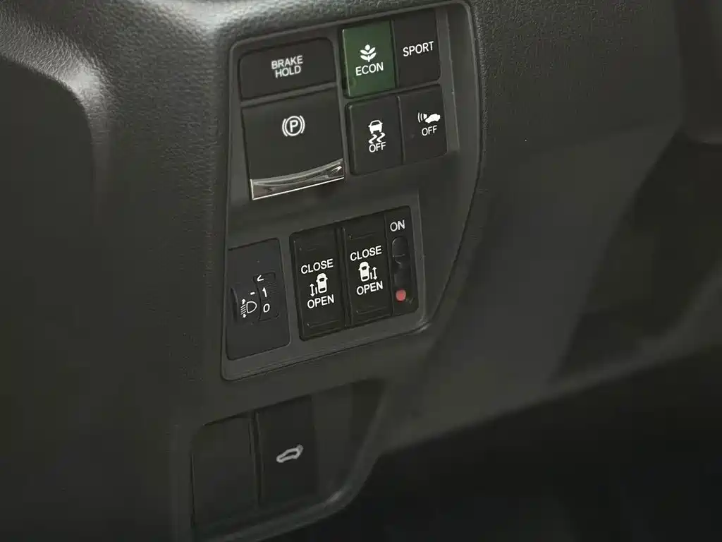 Honda Odyssey 2023 — фото 10