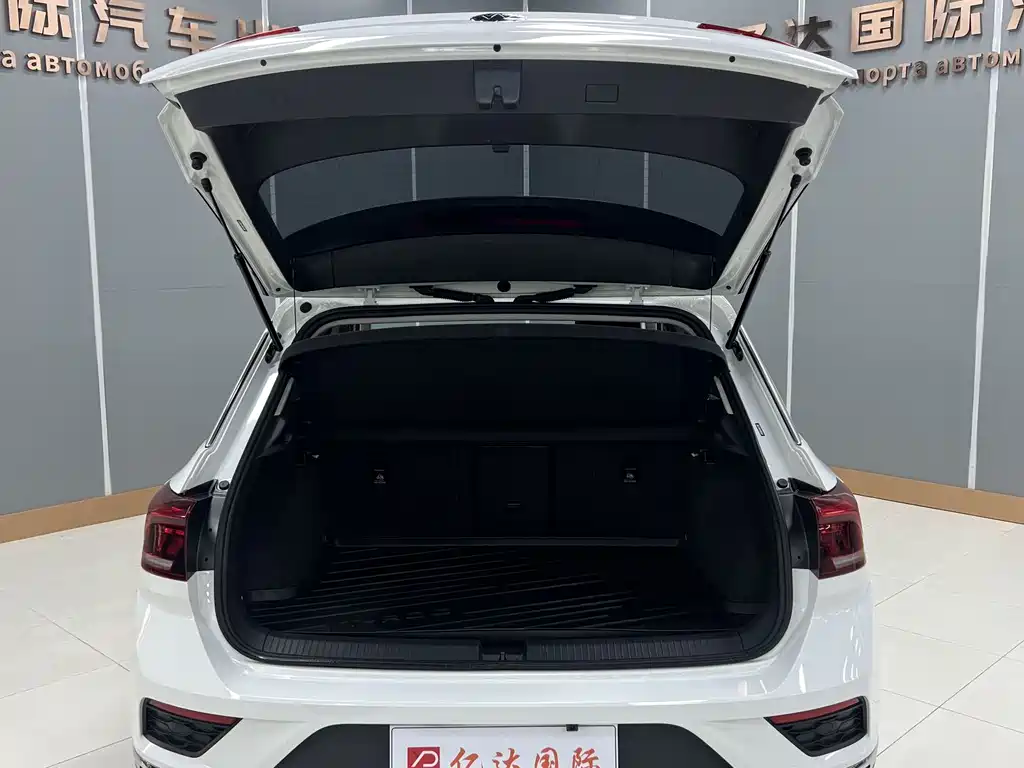 Volkswagen T-Roc 2022 — фото 16