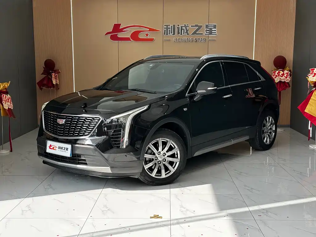 Cadillac XT4 2021 — фото 1