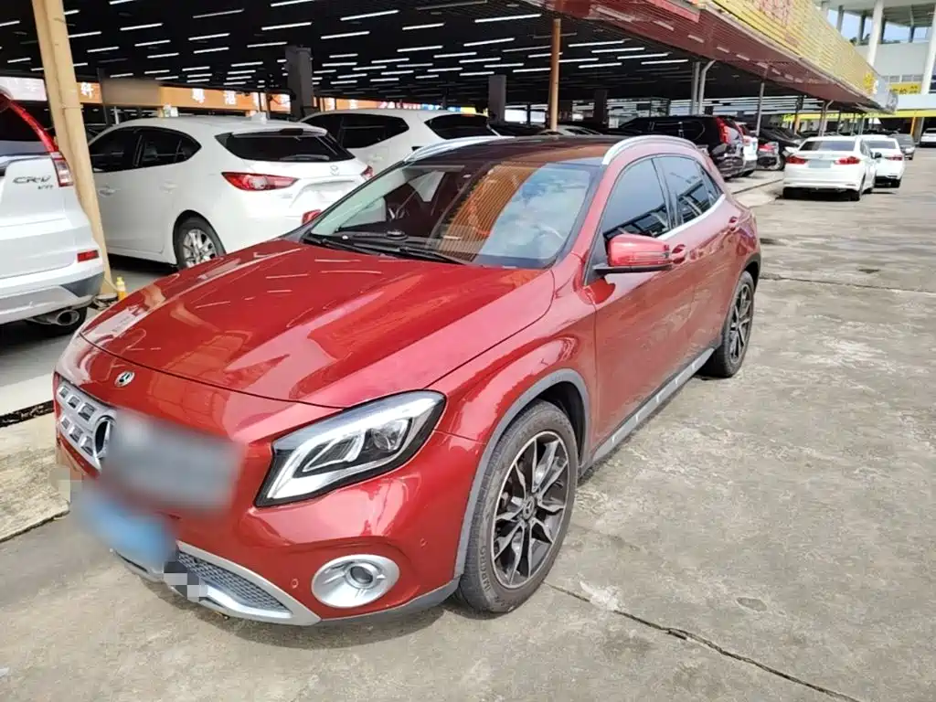 Mercedes-Benz GLA 2017
