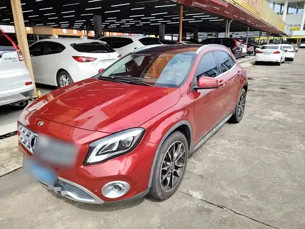 Mercedes-Benz GLA 2017
