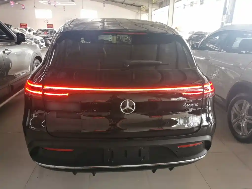 Mercedes-Benz EQC 2022