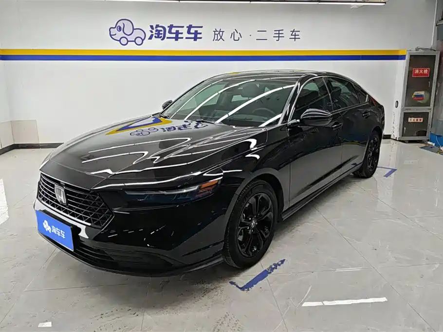 Honda Accord 2024 — фото 1