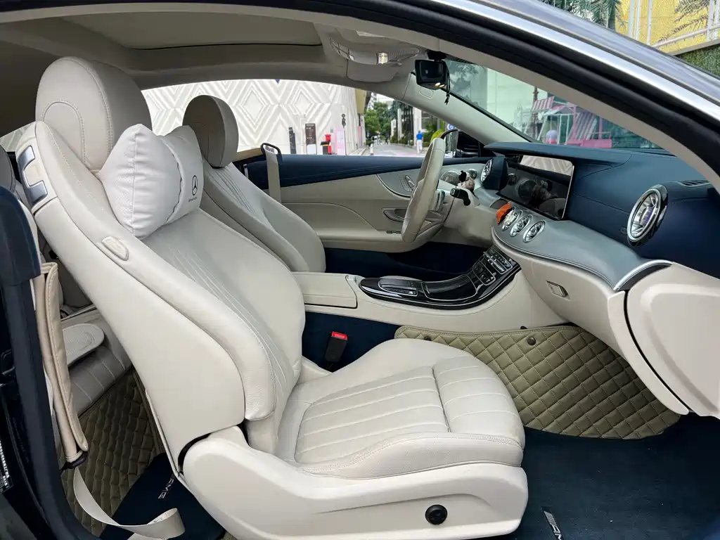 Mercedes-Benz E-Class 2023 — фото 12
