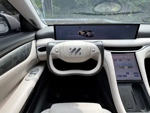 IM Motors L6 2024
