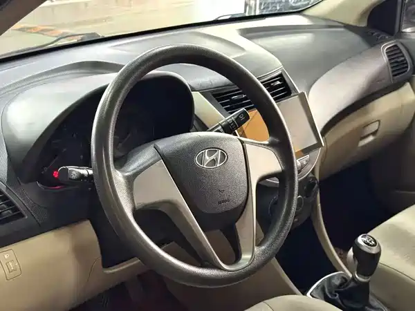 Hyundai Accent 2017