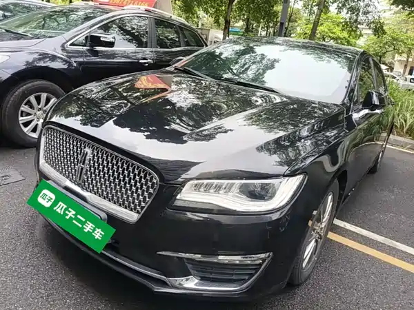 Lincoln MKZ 2020