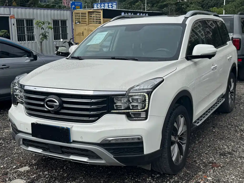 GAC Motor Trumpchi GS8 2017 — фото 1