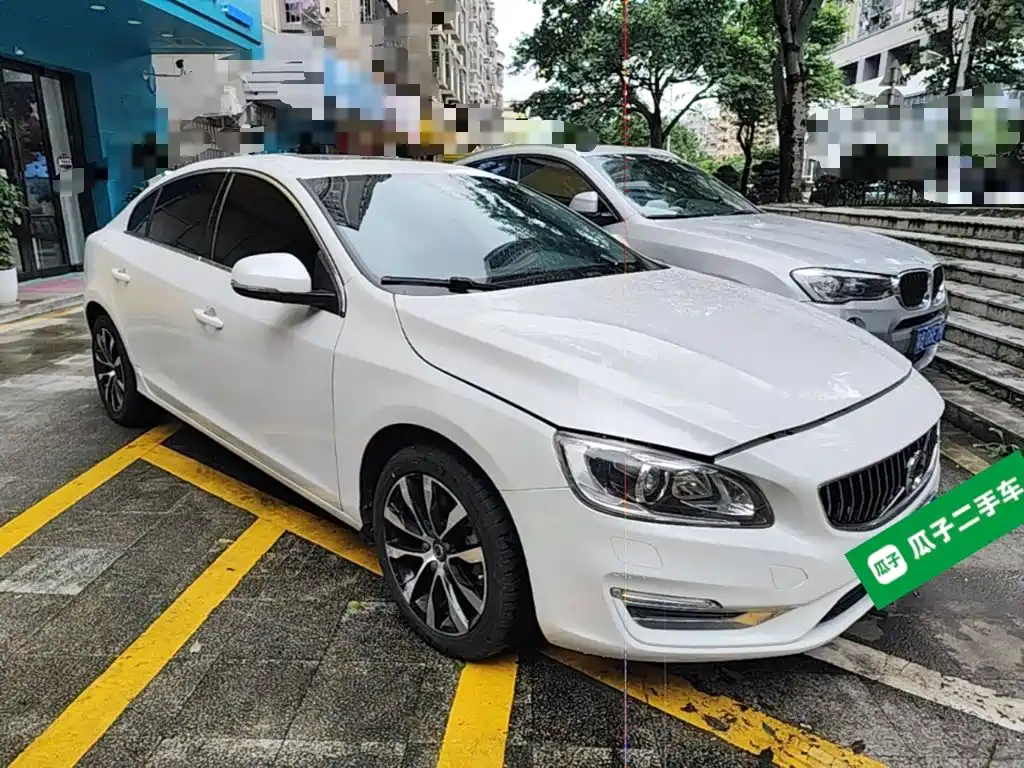 Volvo S60 2018 — фото 4