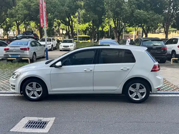 Volkswagen Golf 2015