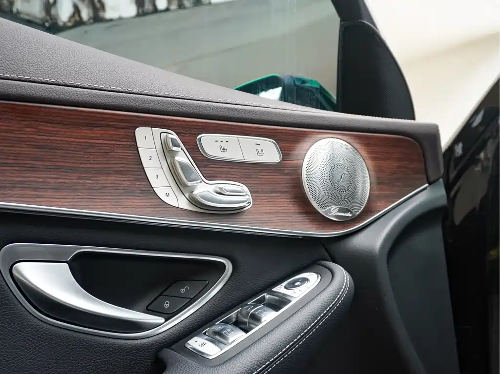 Mercedes-Benz GLC 2021 — фото 12