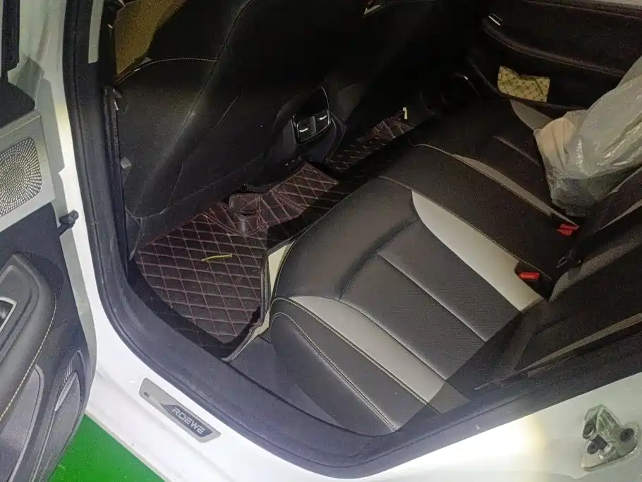 Roewe i6 MAX 2020 — фото 11