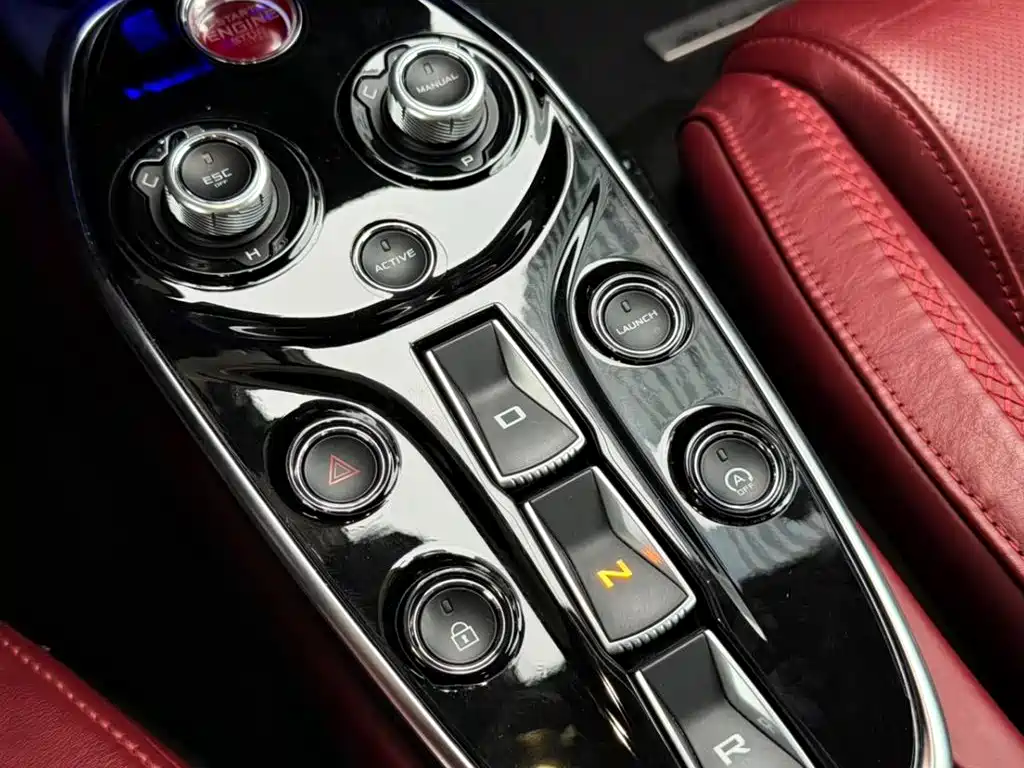 McLaren GT 2022 — фото 13