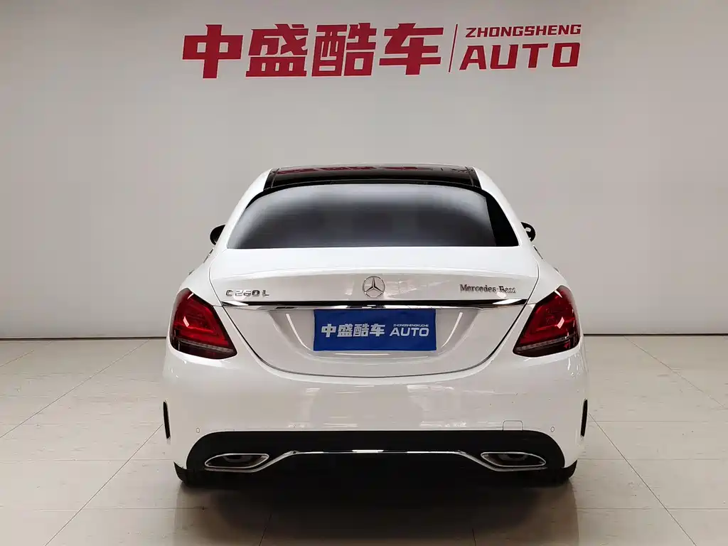 Mercedes-Benz C-Class 2018 — фото 17