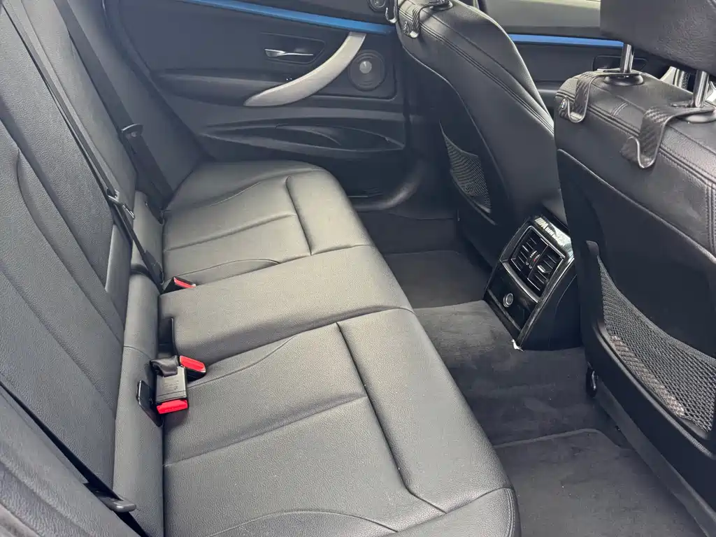 BMW 3 Series GT 2018 — фото 14