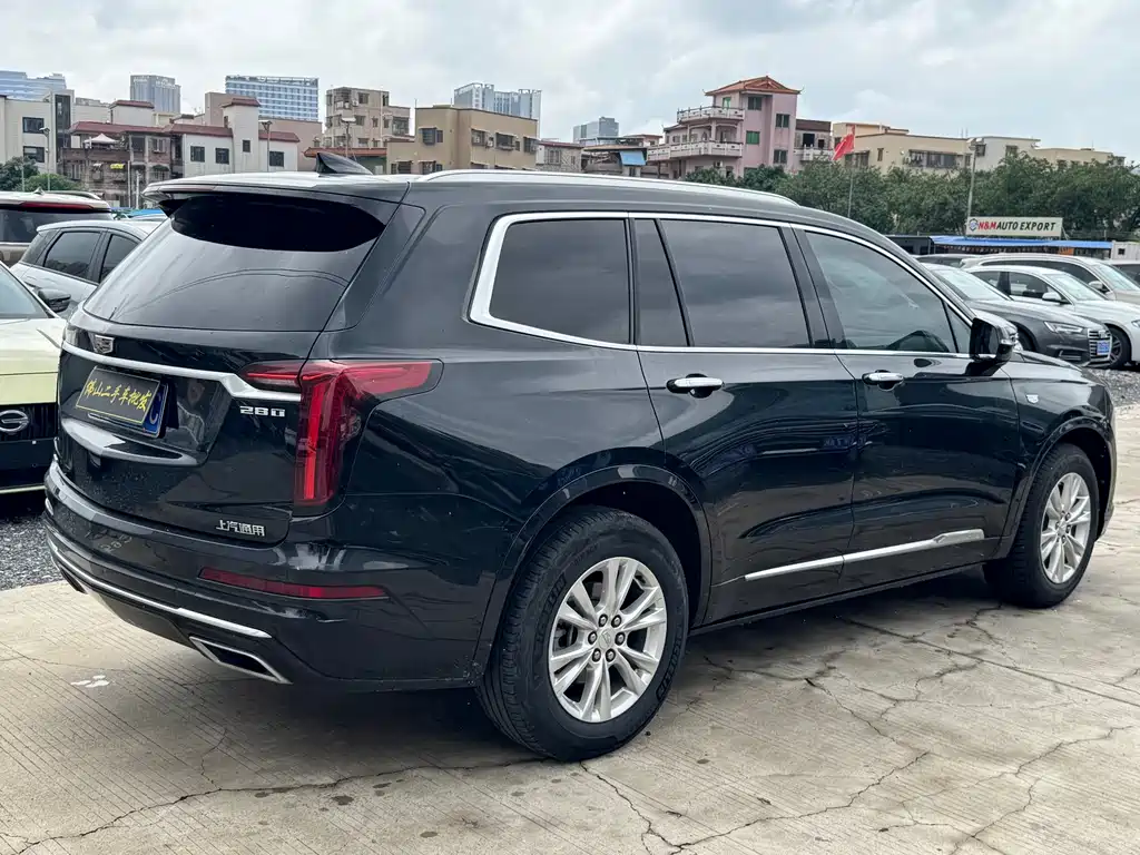 Cadillac XT6 2020 — фото 5