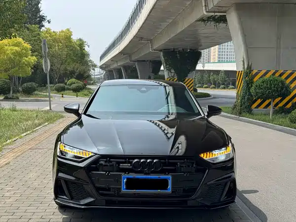 Audi A7L 2023